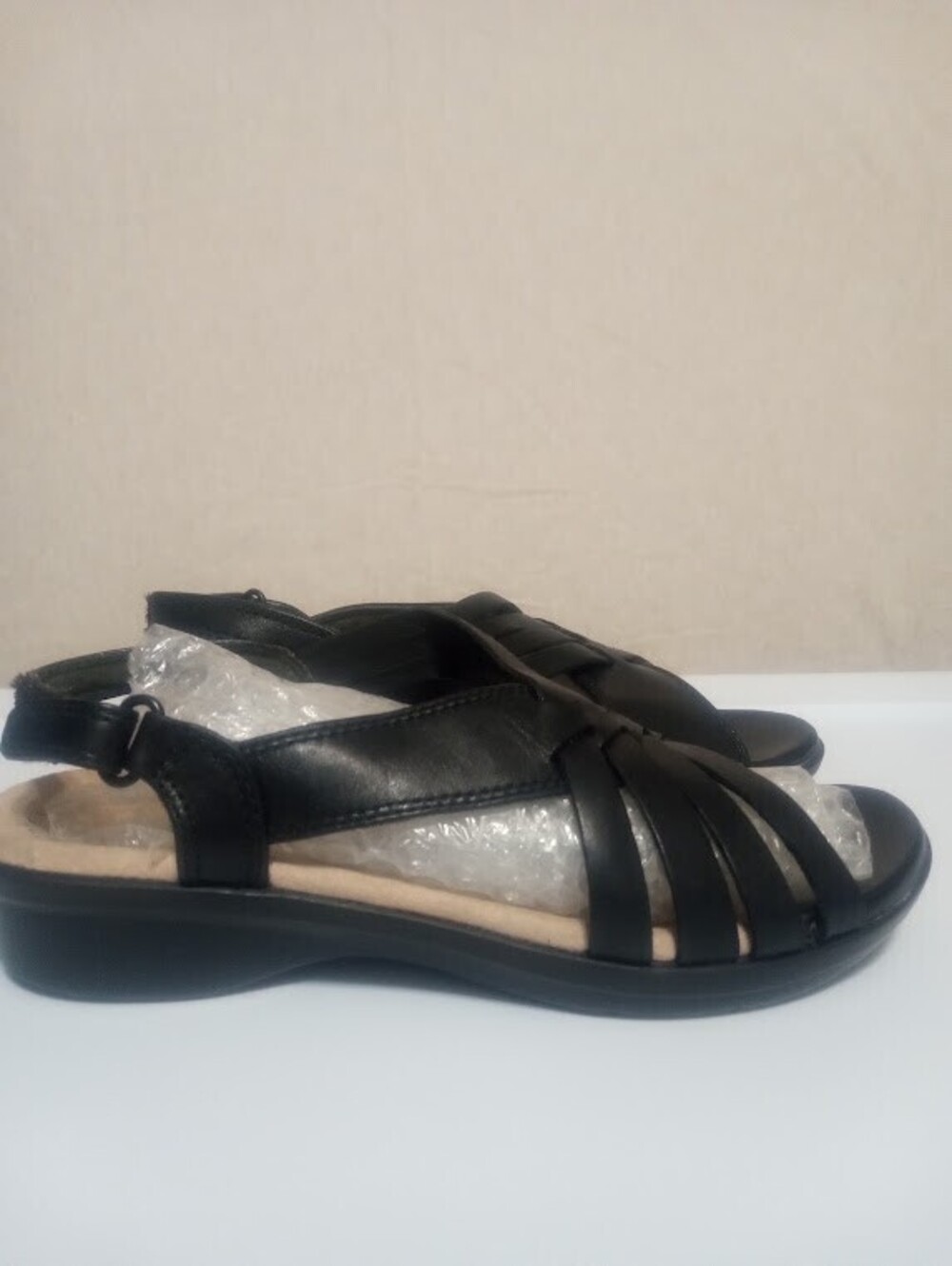 Black Clarks Collection Sandals |Perfect for summer or everyday wear GUC